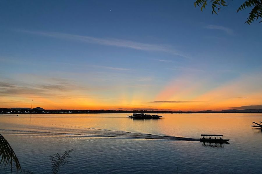 Passeio de barco no Rio Tocantins